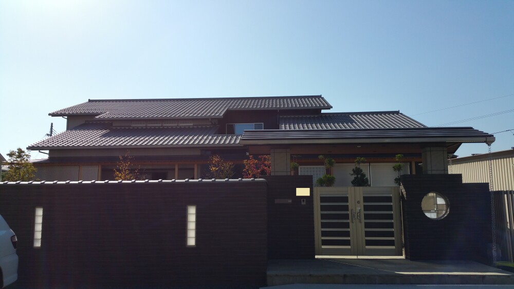 奈良県磯城郡田原本町に建つ高級和風住宅の設計デザイン・和モダンの粋を心地よく味わう豪邸の設計