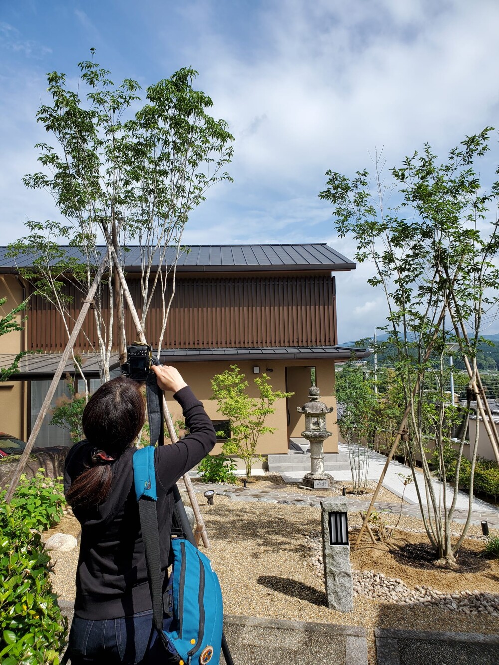 オシャレ　外観　和風の家　数寄屋の家　壁　格子の家　豪邸の設計　豪邸の設計を手掛ける建築家　設計士　オシャレな和風住宅