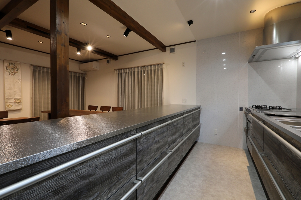 キッチン　モダン　トーヨーキッチン　西大寺