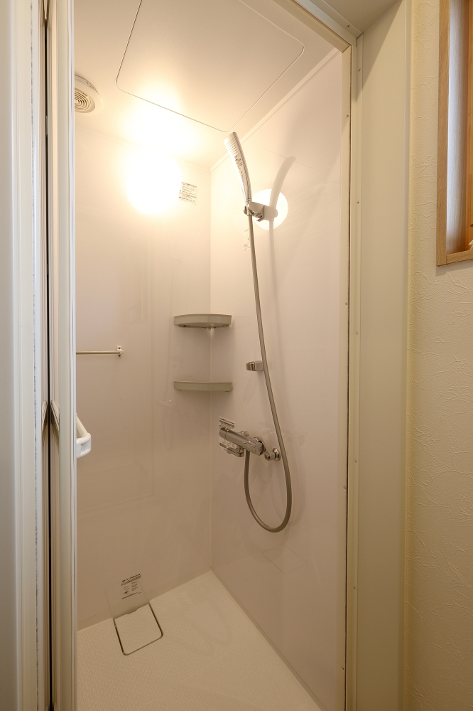 シャワールーム　シャワー室　ユニットシャワー