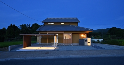 明日香村の家　外観　瓦屋根の家　和風の外観　数寄屋の家