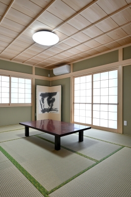 和室　畳の間　和風の家　日本間　古風な家　座敷　障子　畳　竿縁天井